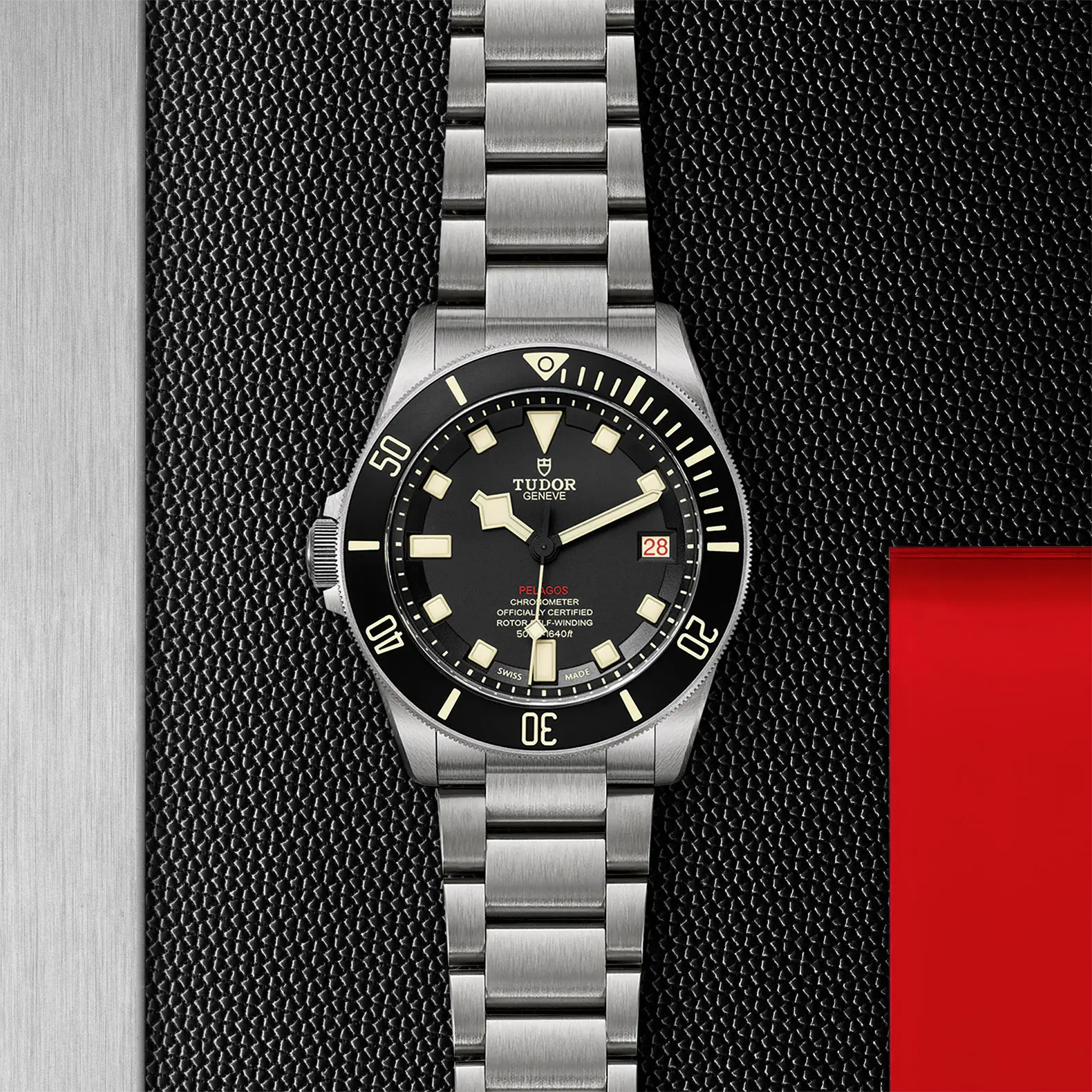 TUDORPelagos LHD领潜型磨砂钛金属及钢表壳，直径42毫米 
 钢底盖，镌刻编号 - M25610TNL-0001 at Cortina Watch Malaysia