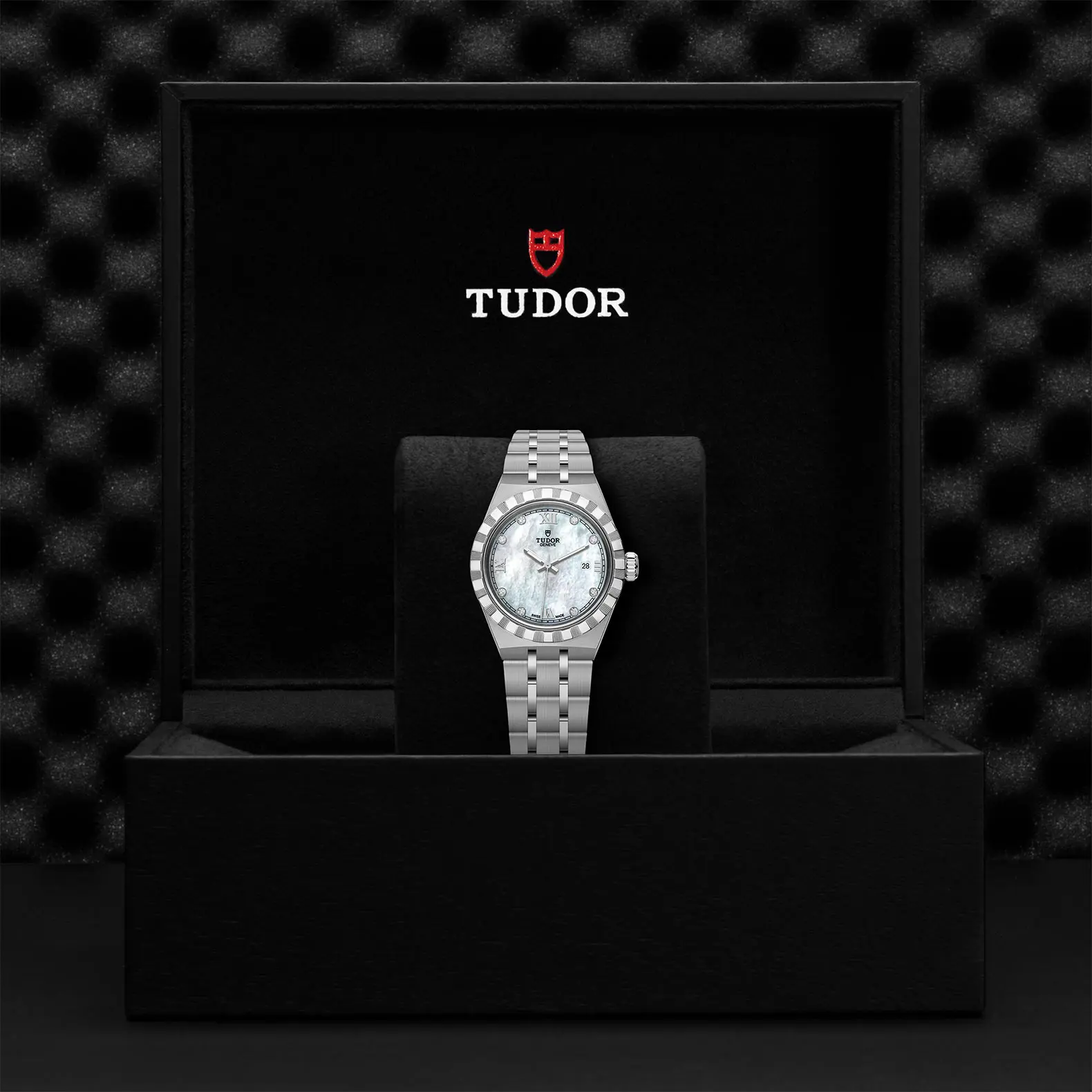 TUDORTUDOR RoyalTUDOR Royal28mm steel case with polished and satin finish - M28300-0005 at Cortina Watch Malaysia