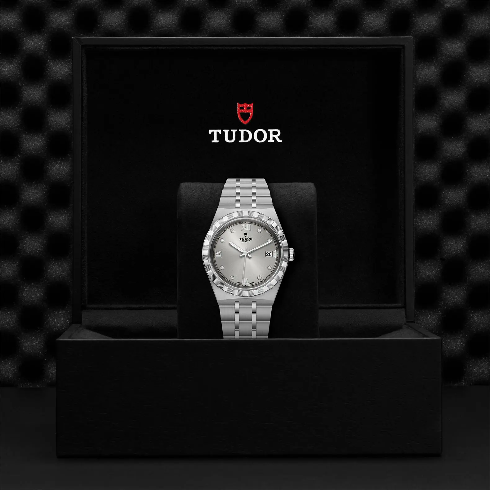 TUDORTUDOR Royal帝舵皇家系列磨光及磨砂钢表壳，直径38毫米 - M28500-0002 at Cortina Watch Malaysia