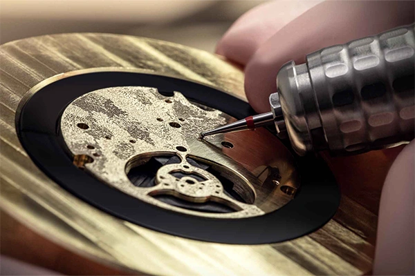 Classique Tourbillon 3358, the lyricism of technique