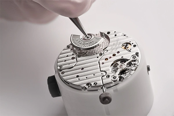 The complex finishing and decorative techniques used in modern timepieces - Cortina Watch Malaysia