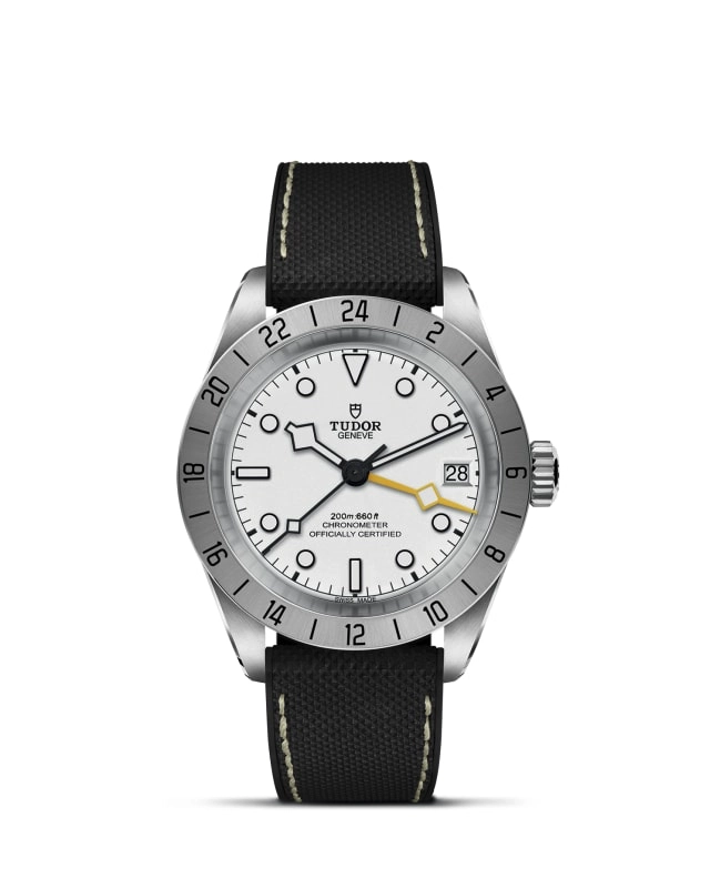 TUDORBlack Bay ProBlack Bay Pro39mm steel case with polished and satin finish - M79470-0006 at Cortina Watch Malaysia