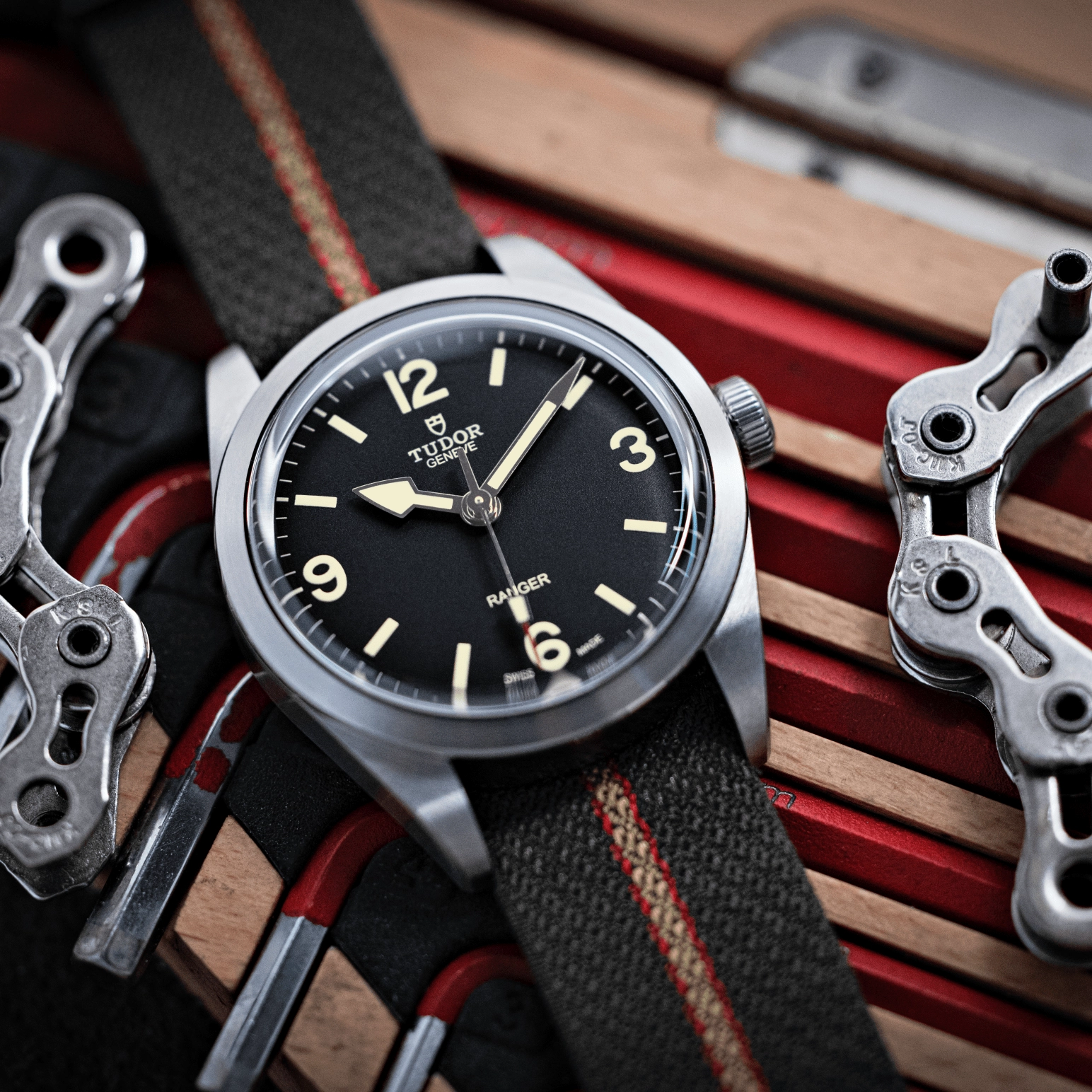 TUDORRangerRanger39mm steel case, satin finish - M79950-0003 at Cortina Watch Malaysia