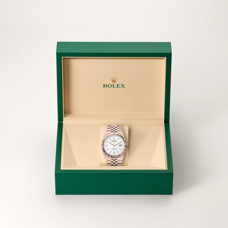 Rolex Land-Dweller in 18 ct Everose gold, M127335-0001 - Cortina Watch Malaysia
