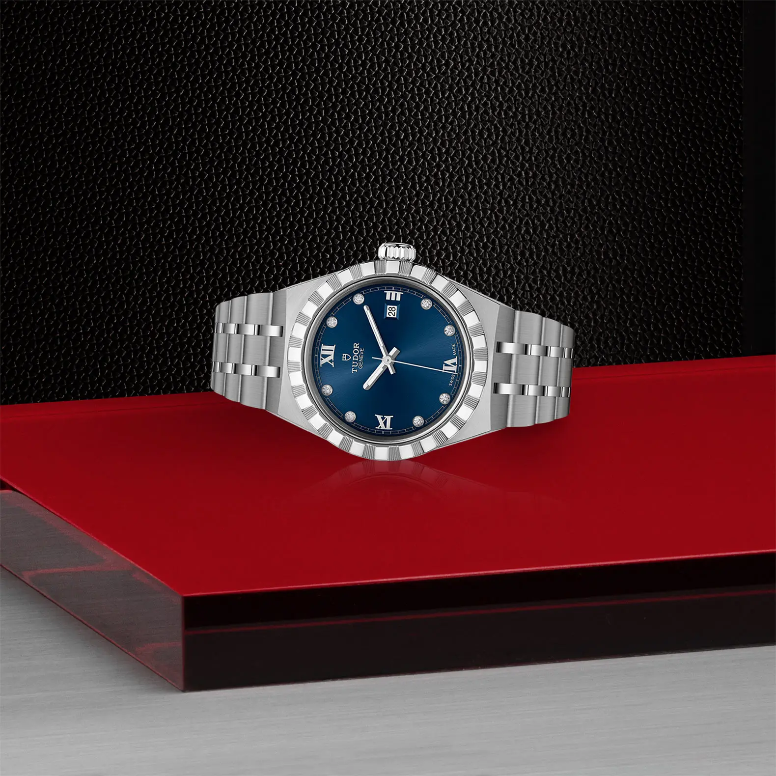 TUDORTUDOR RoyalTUDOR Royal28mm steel case with polished and satin finish - M28300-0007 at Cortina Watch Thailand