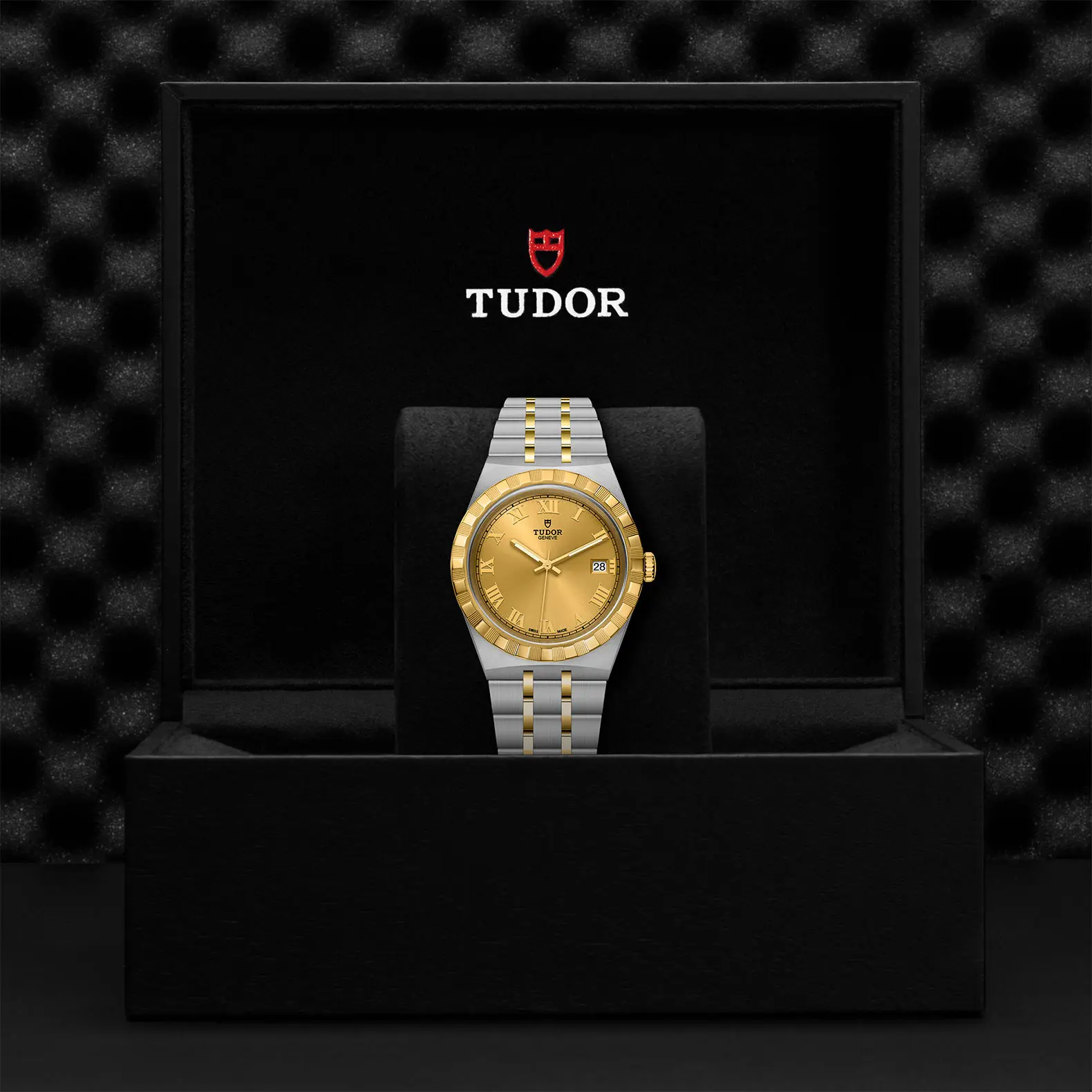 TUDORTUDOR RoyalTUDOR Royal38mm steel case with polished and satin finish - M28503-0003 at Cortina Watch Thailand