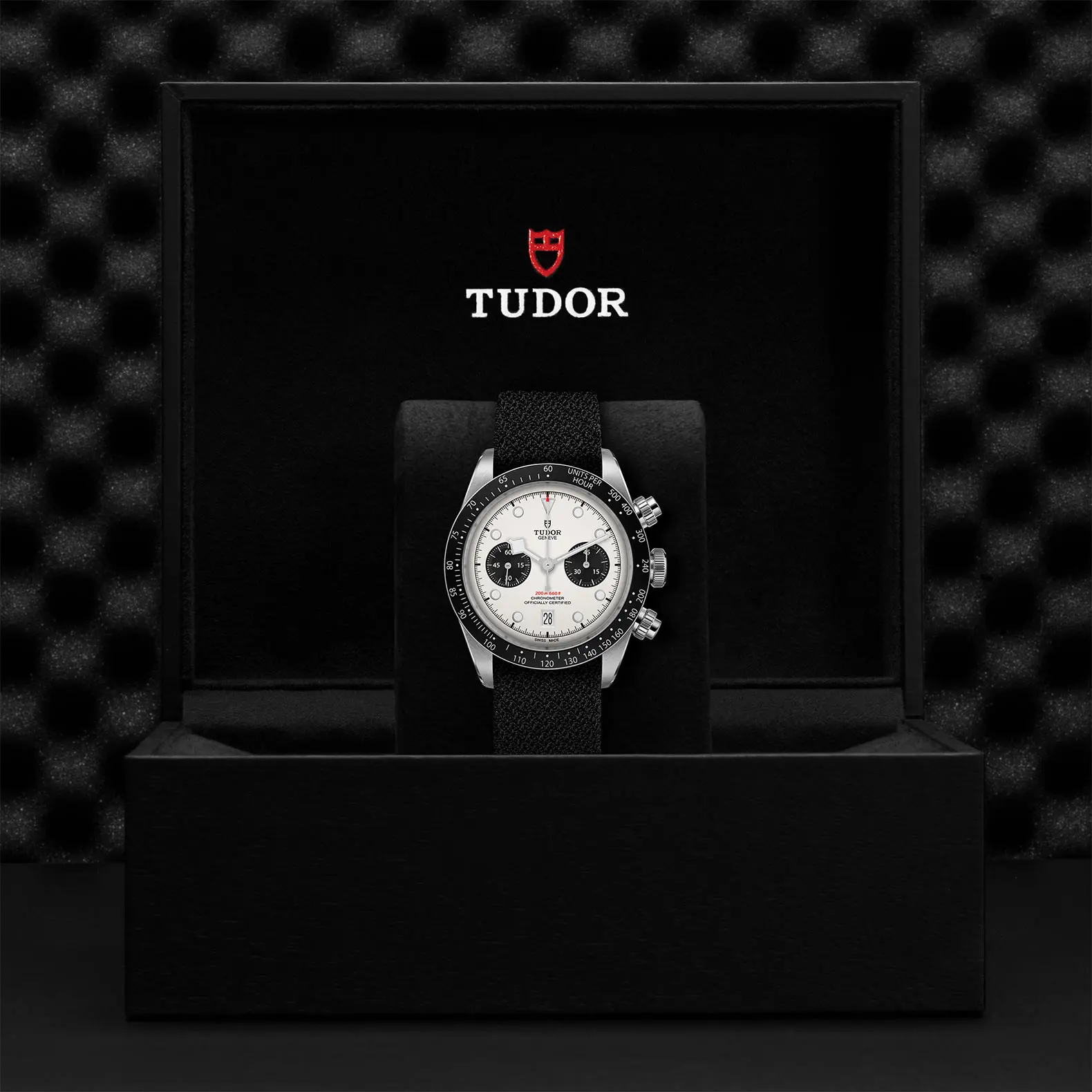 TUDORBlack Bay ChronoBlack Bay Chrono41mm steel case with polished and satin finish - M79360N-0008 at Cortina Watch Thailand