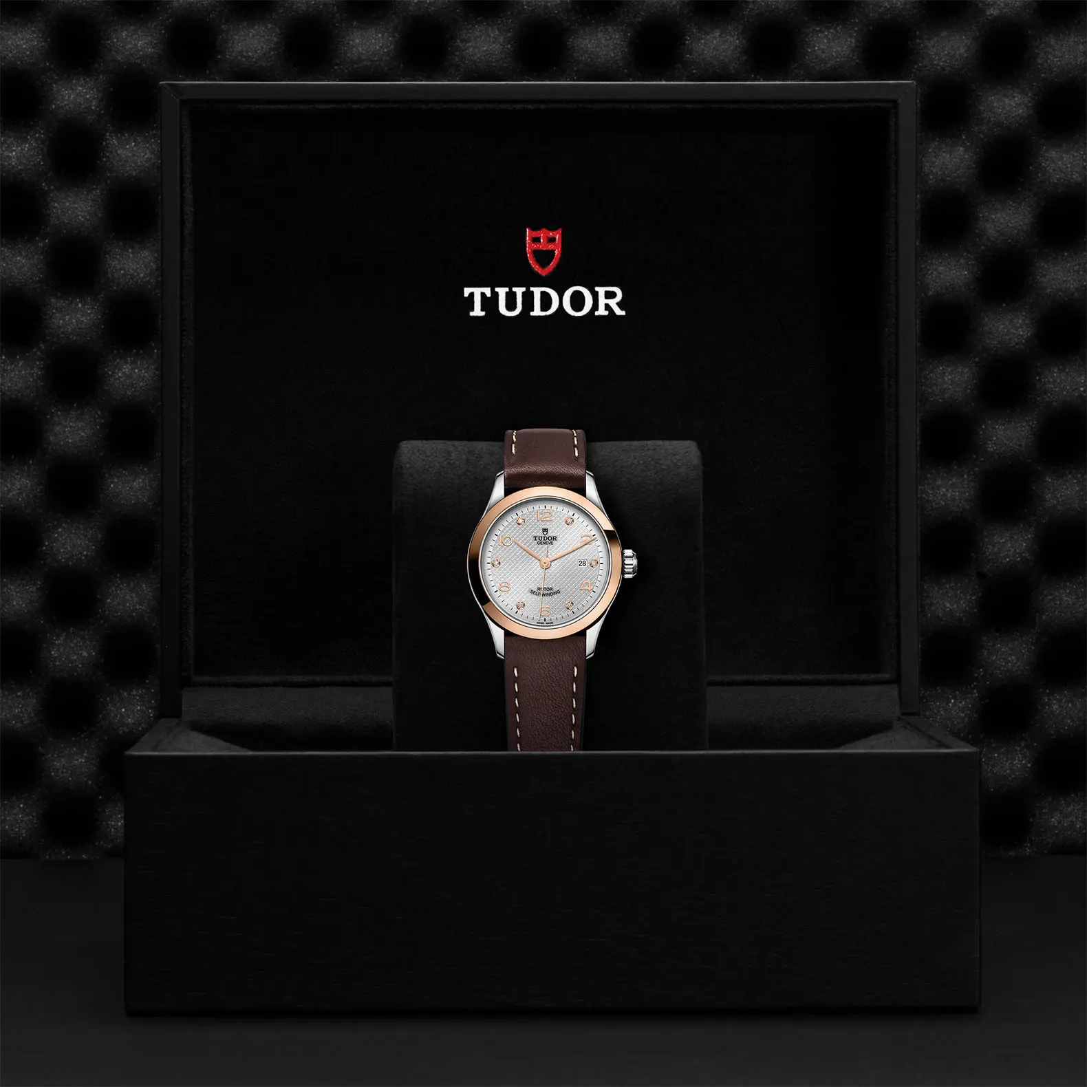 TUDOR1926192628mm steel case with polished finish - M91351-0006 at Cortina Watch Thailand