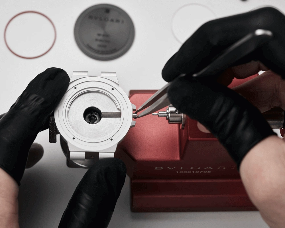 In 1998, the Bvlgari Aluminium disrupted the watch scene and, in the process, revolutionized contemporary luxury.