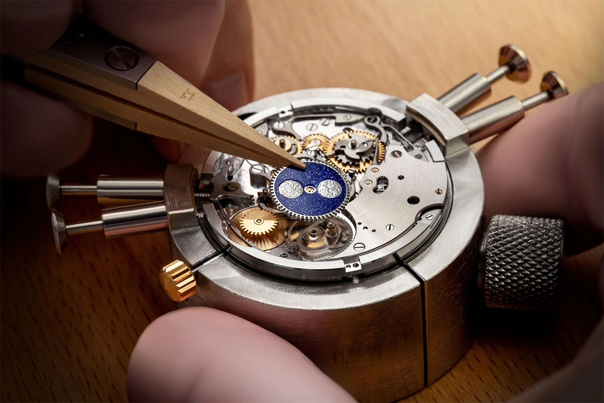 Discovering Watch Complications: Part 2 - Cortina Watch Thailand