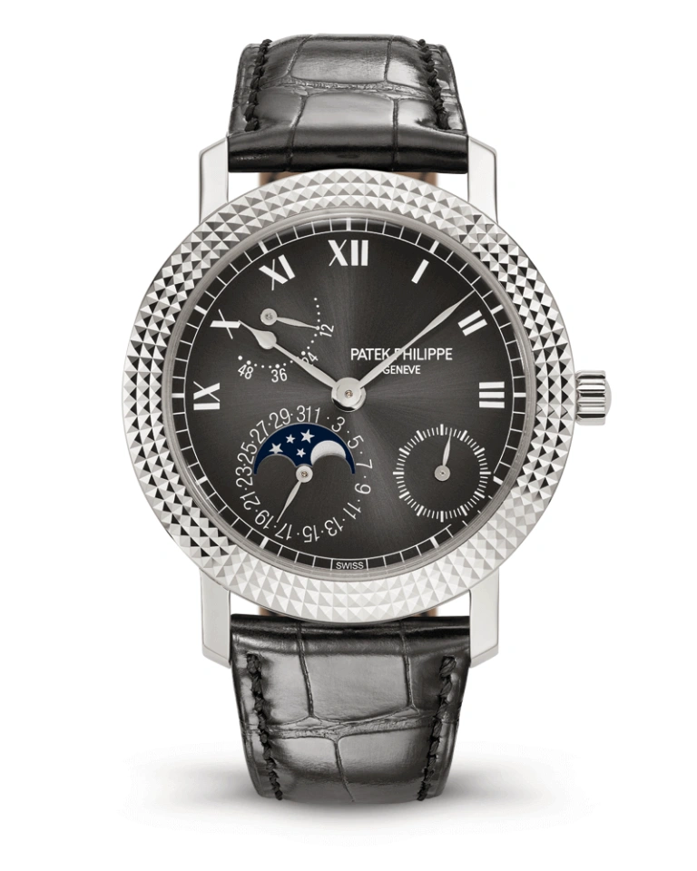 The origins of this design and dial go back to 1994 with Ref. 5015.