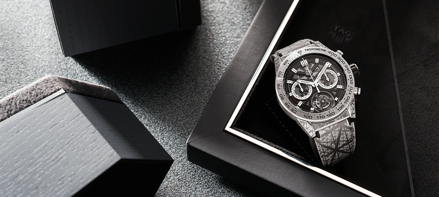 About Us - Cortina Watch Thailand
