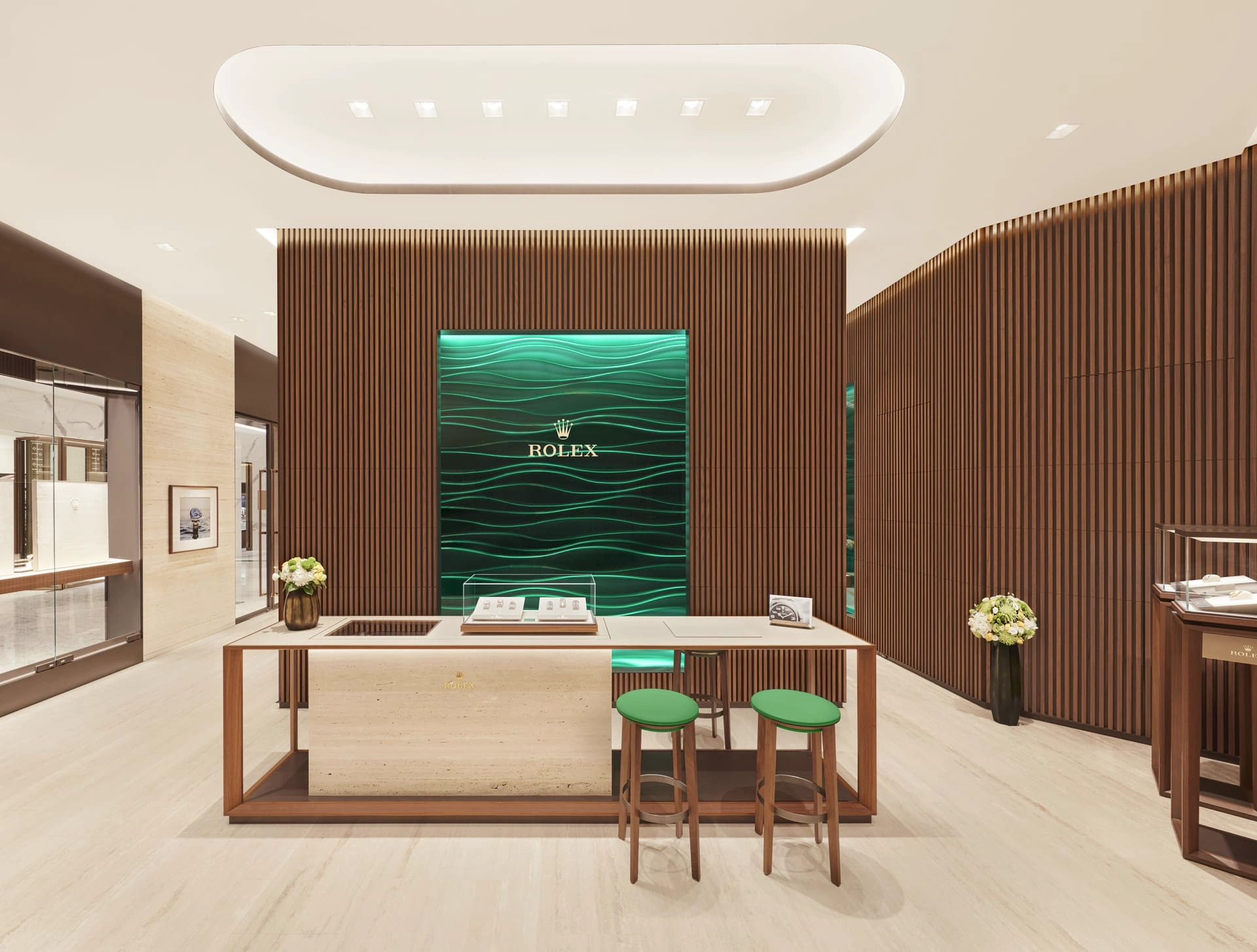 Discover our luxury rolex boutique - Cortina Watch Thailand