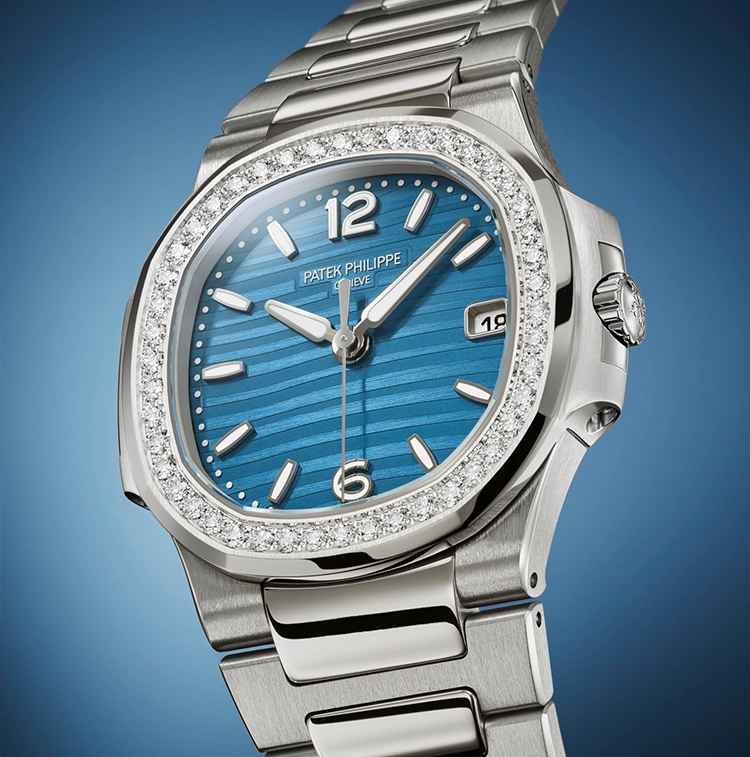 Date, Central Seconds - Cortina Watch Thailand