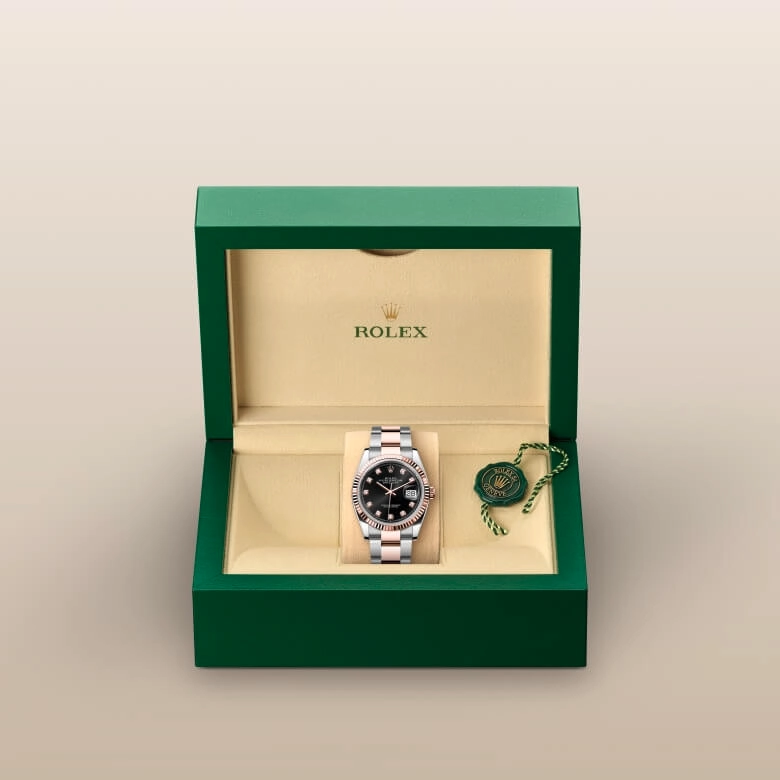 Rolex Cosmograph Daytona in 18 ct yellow gold with lugs set with diamonds, M126598TBR-0001 - Cortina Watch Thailand
