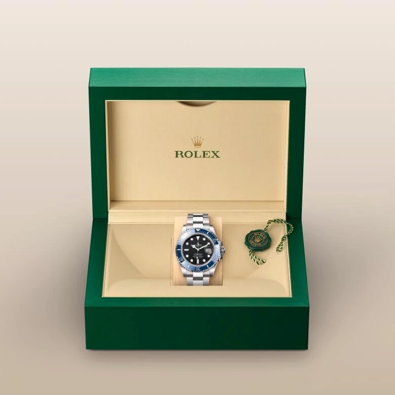Rolex Sky-Dweller in Yellow Rolesor - combination of Oystersteel and yellow gold, M336933-0001 - Cortina Watch Thailand