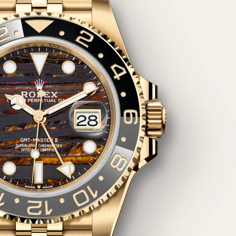 Rolex GMT-Master II in 18 ct yellow gold, M126718GRNR-0002 - Cortina Watch Thailand