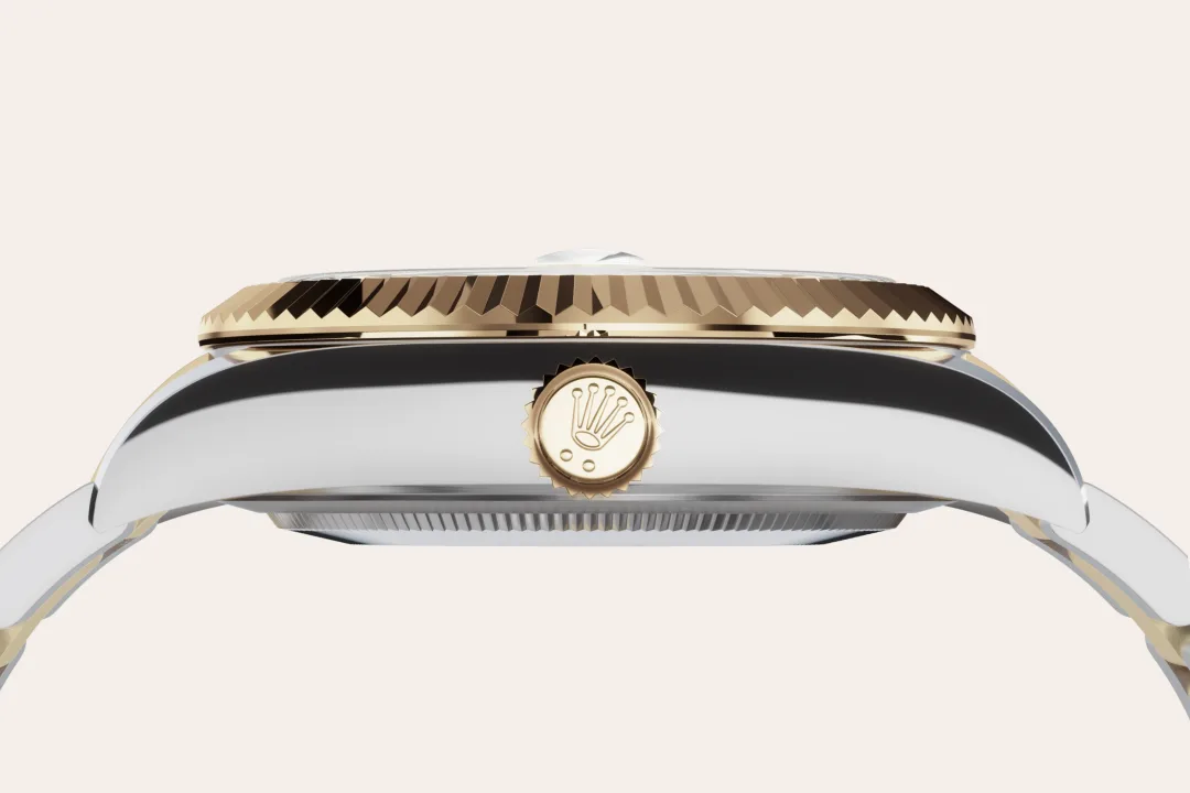 Rolex Sky-Dweller in Yellow Rolesor - combination of Oystersteel and yellow gold, M336933-0001 - Cortina Watch Thailand