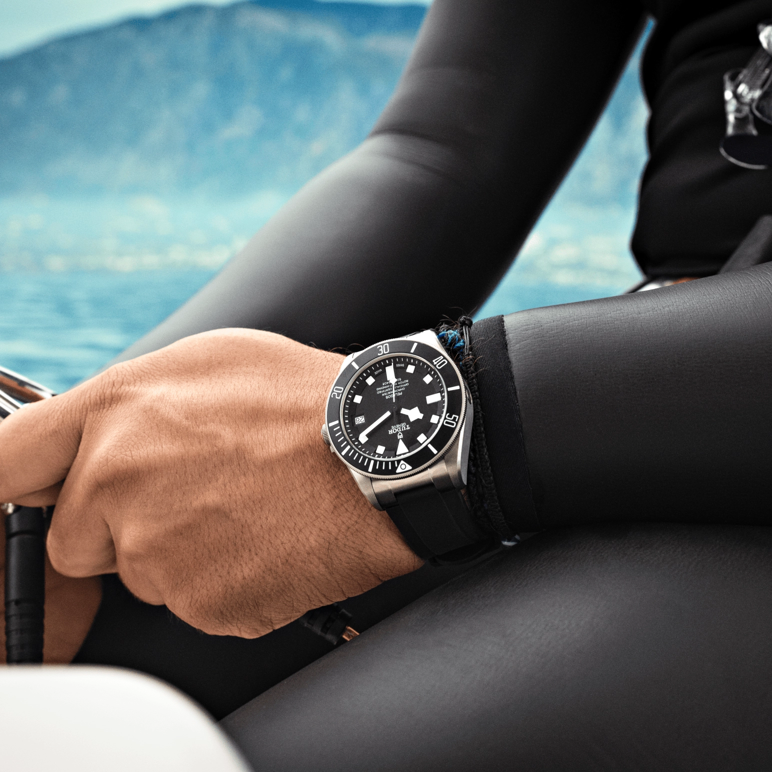 TUDORPelagosPelagos42mm titanium and steel case with satin finish - M25600TN-0001 at Cortina Watch Thailand