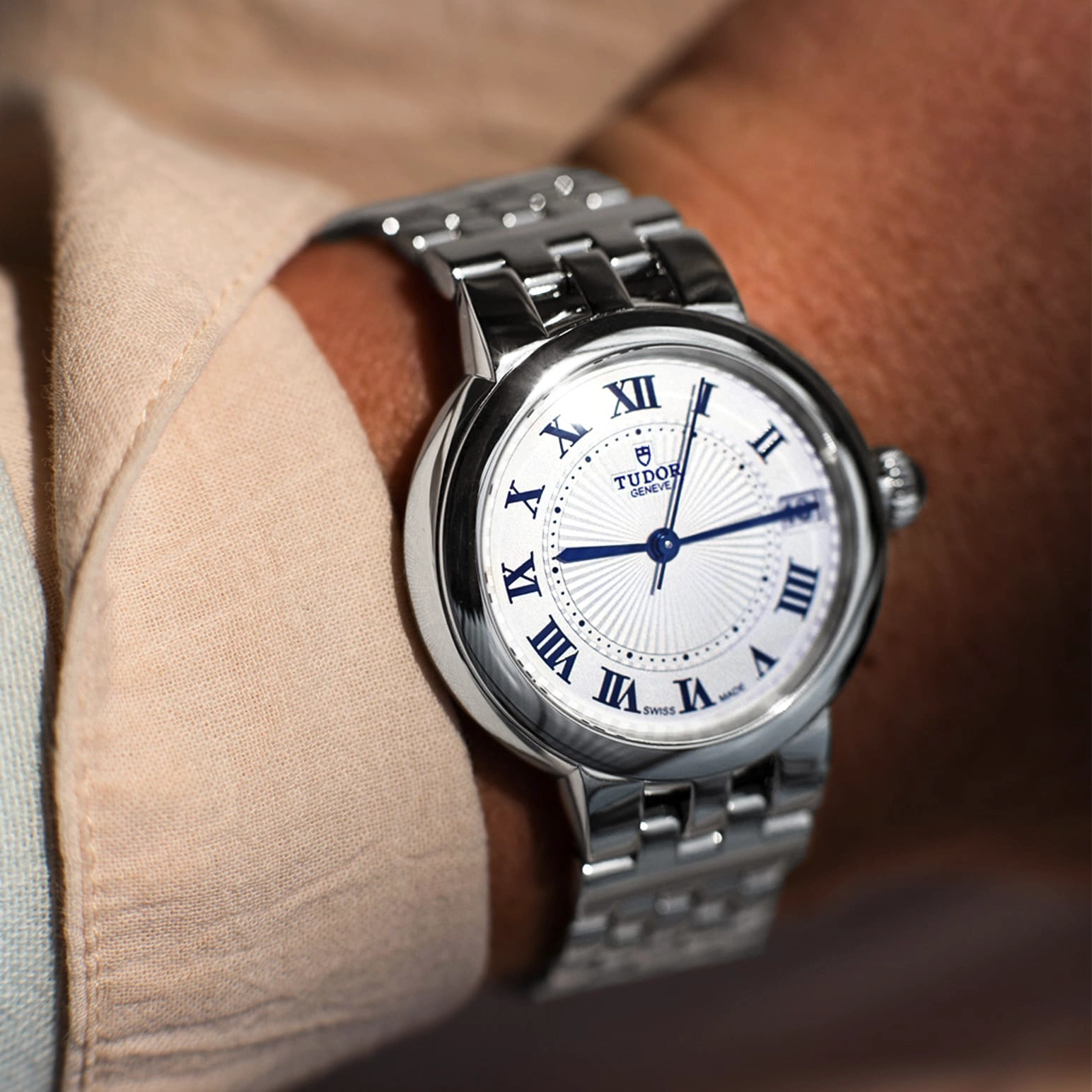 TUDORClair de RoseClair de Rose34mm steel case with polished finish - M35800-0001 at Cortina Watch Thailand