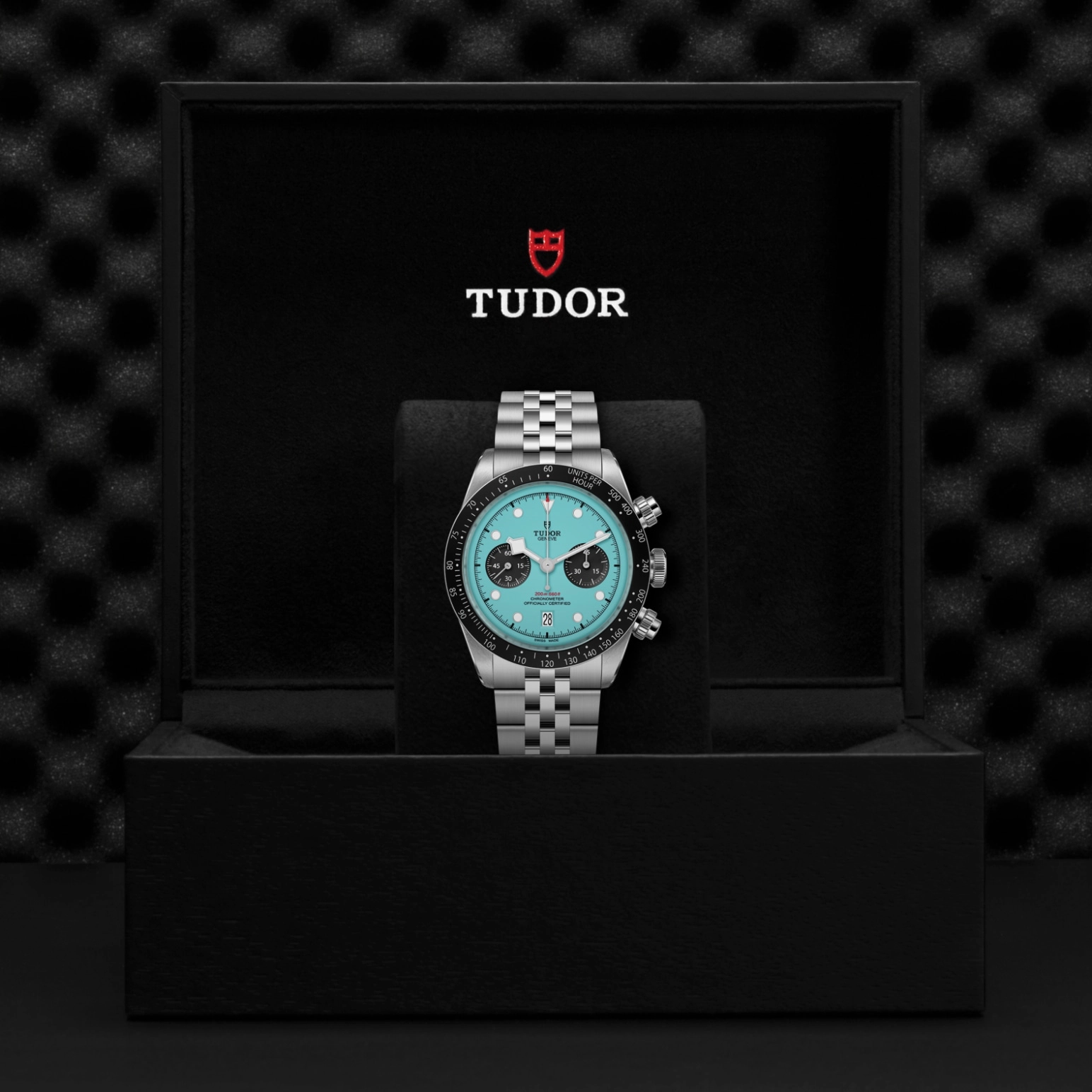 TUDORBlack Bay ChronoDaring Watches41mm stainless steel case with polished and satin-brushed finishes - M79360N-0024 at Cortina Watch Thailand
