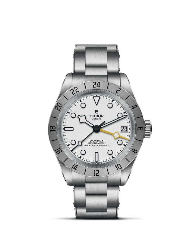 TUDORBlack Bay ProBlack Bay Pro39mm steel case with polished and satin finish - M79470-0004 at Cortina Watch Thailand