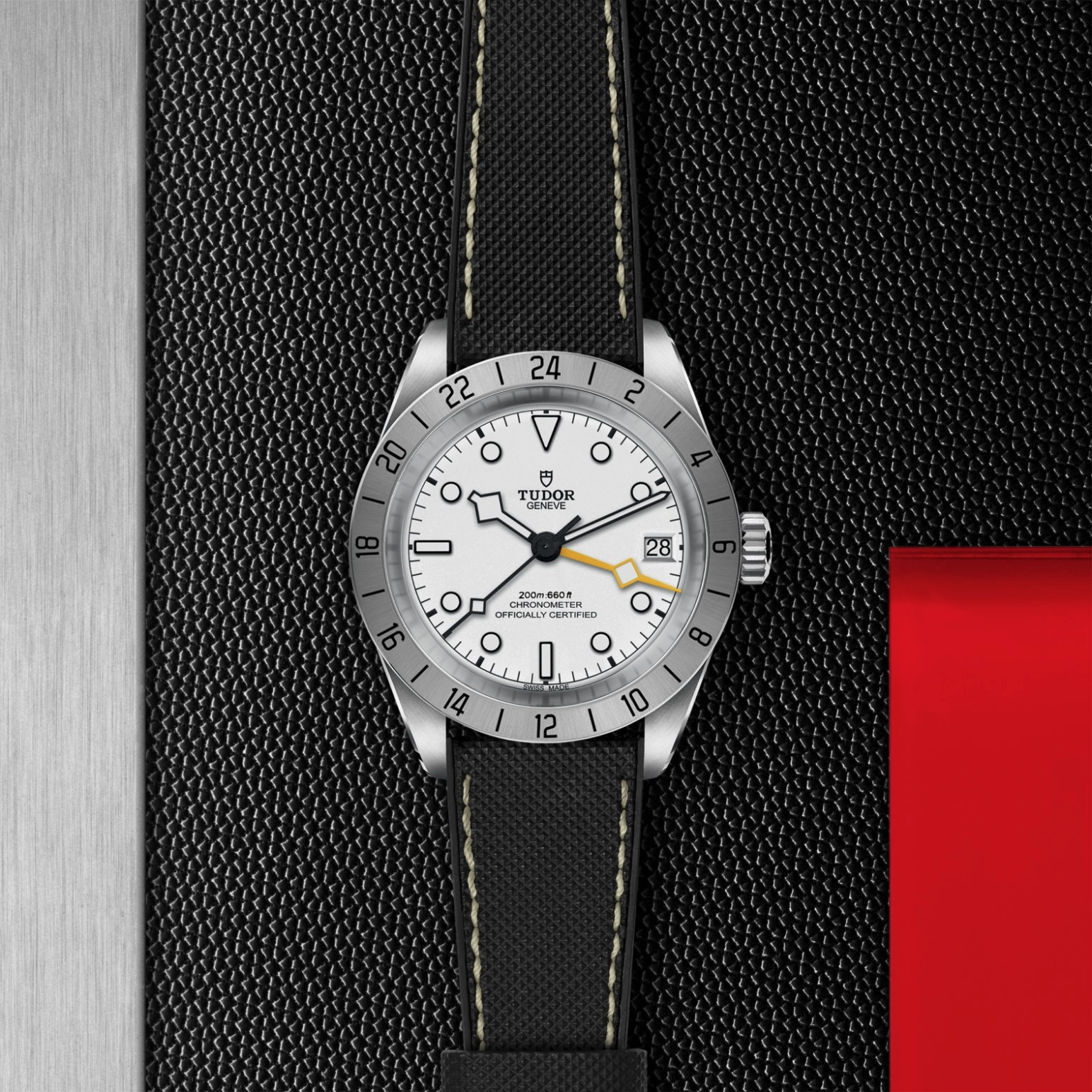 TUDORBlack Bay ProBlack Bay Pro39mm steel case with polished and satin finish - M79470-0006 at Cortina Watch Thailand
