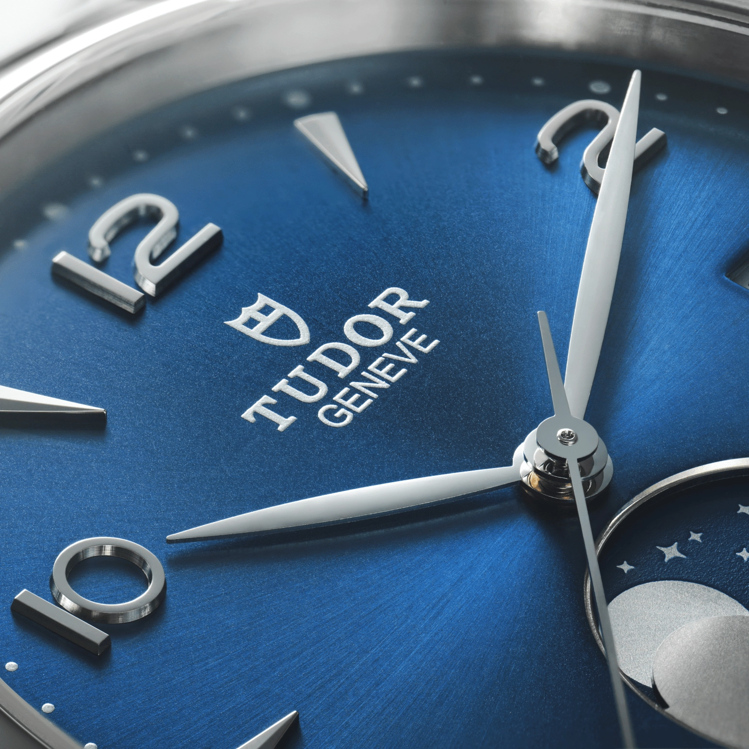 TUDORTUDOR 1926 Luna192639mm steel case with polished finish - M91560-0002 at Cortina Watch Thailand
