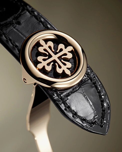 CHRONOGRAPH  PERPETUAL CALENDAR - Cortina Watch Taiwan