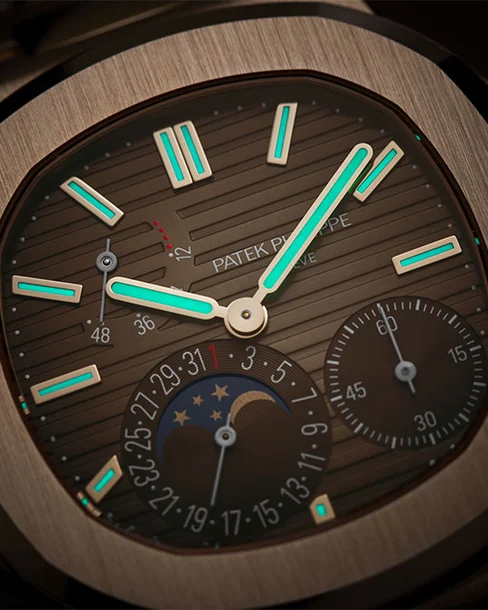 Date, Moon Phases - Cortina Watch Taiwan