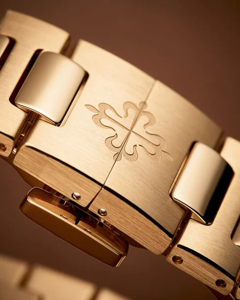 Date, Sweep Seconds - Cortina Watch Taiwan