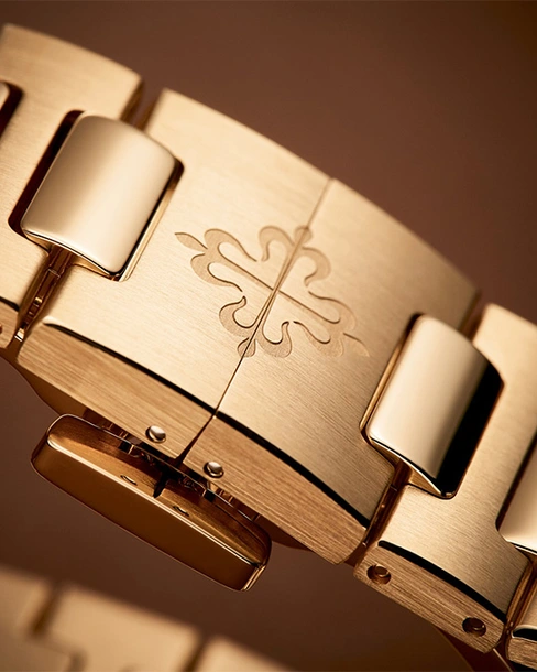 NAUTILUS   LADIES AUTOMATIC - Cortina Watch Taiwan