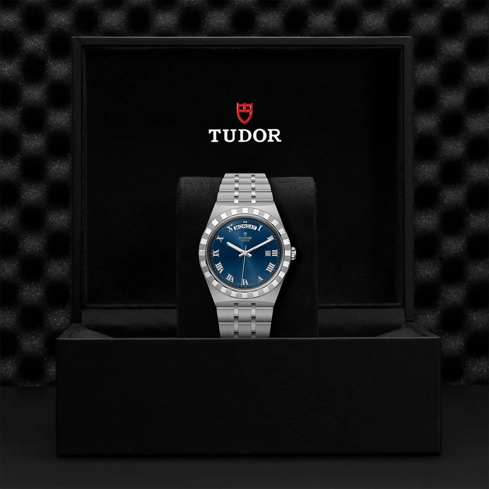TUDORTUDOR RoyalTUDOR Royal41mm steel case with polished and satin finish - M28600-0005 at Cortina Watch Singapore