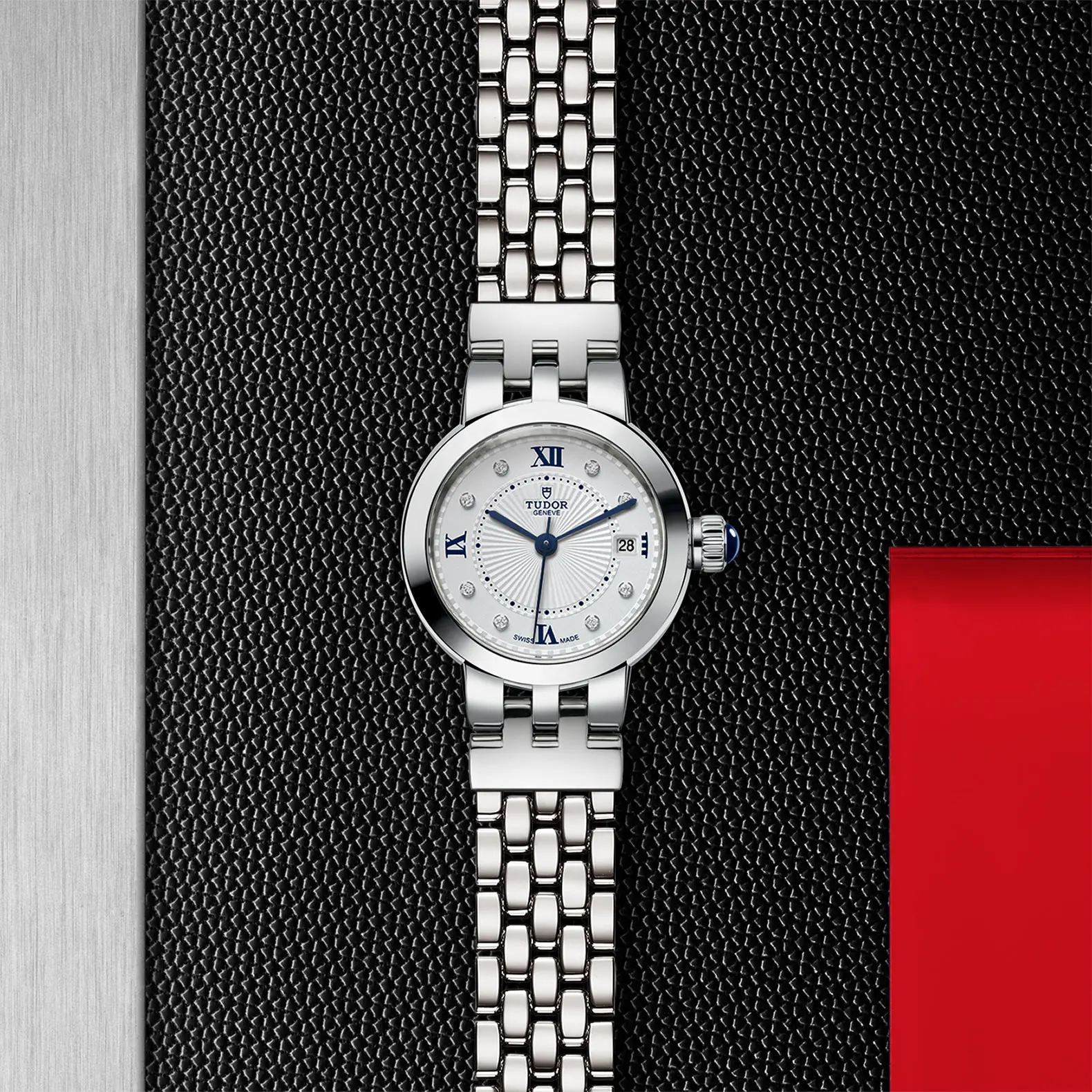 TUDORClair de RoseClair de Rose26mm steel case with polished finish - M35200-0004 at Cortina Watch Singapore