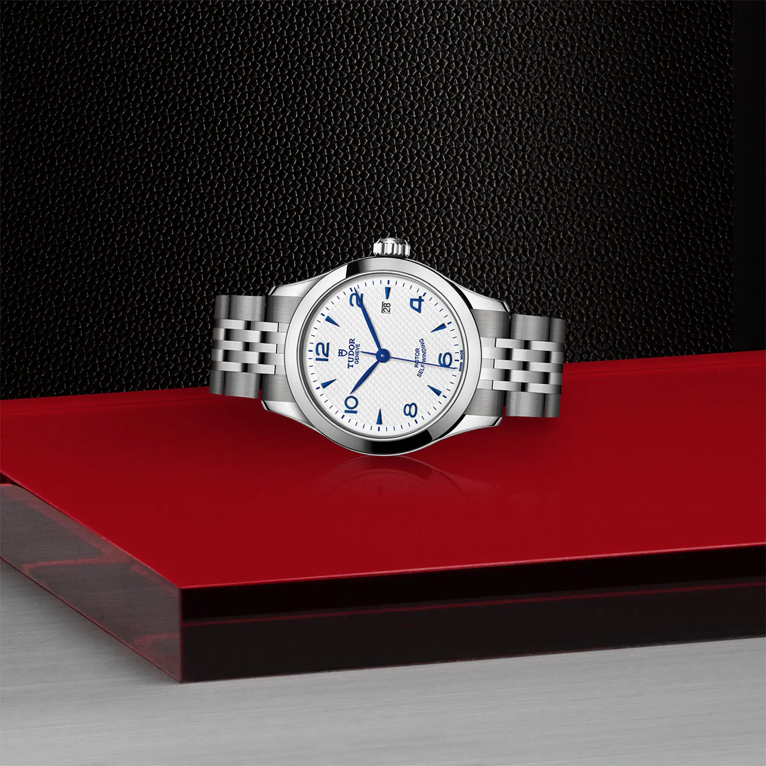 TUDOR1926系列1926系列磨光钢表壳，直径28毫米 - M91350-0005 at Cortina Watch Singapore