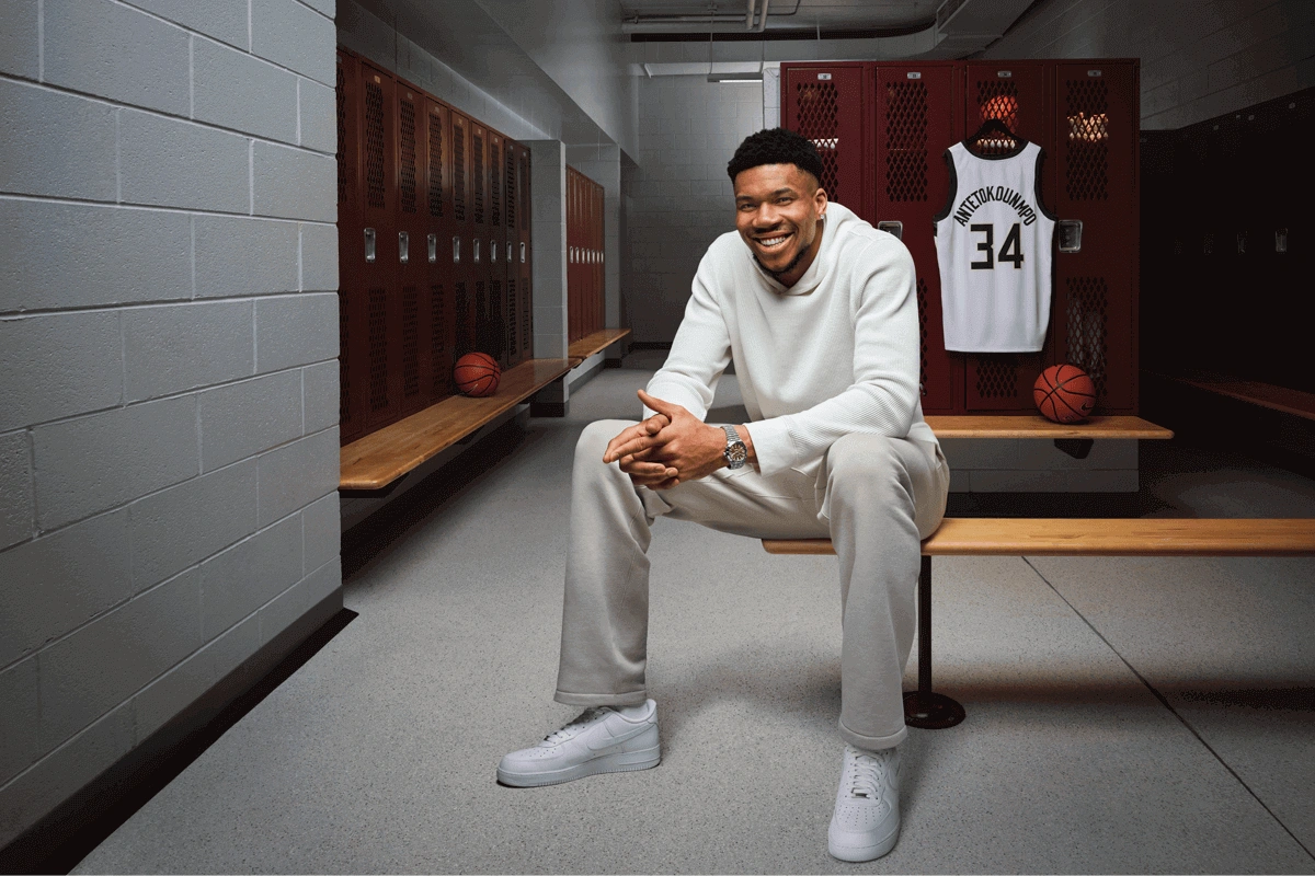Chronomat Giannis Antetokounmpo: A Slam-Dunk Collaboration Between Breitling and The Basketball Superstar - Cortina Watch Singapore