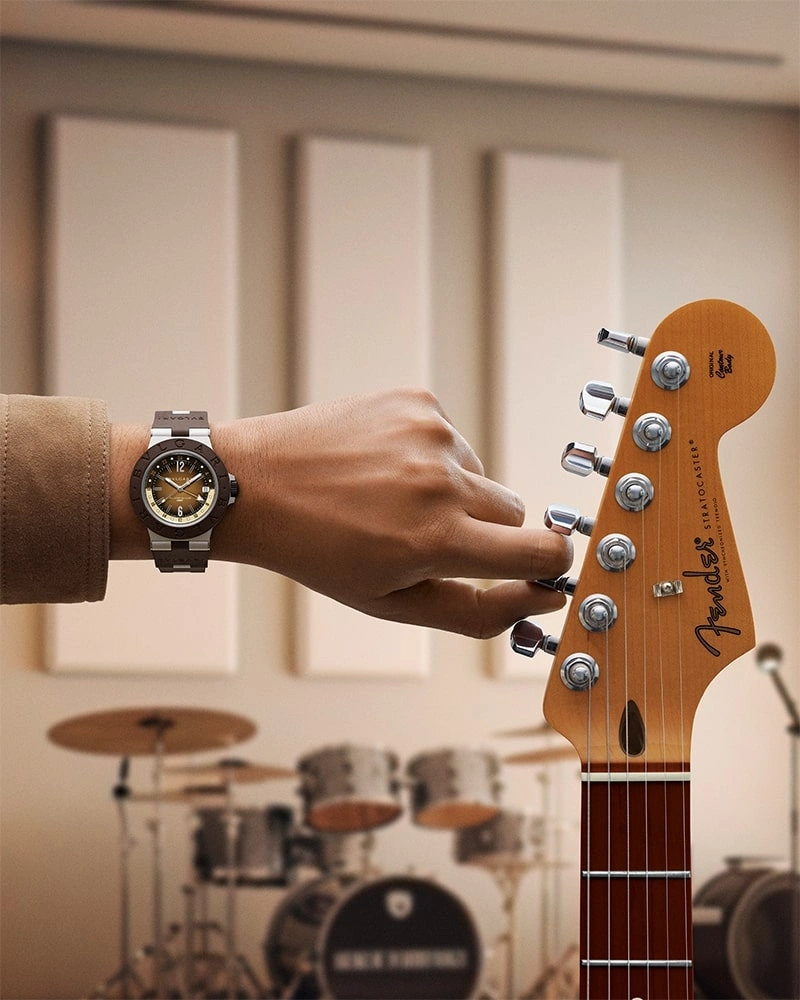 Exclusive Watch Set and Guitar