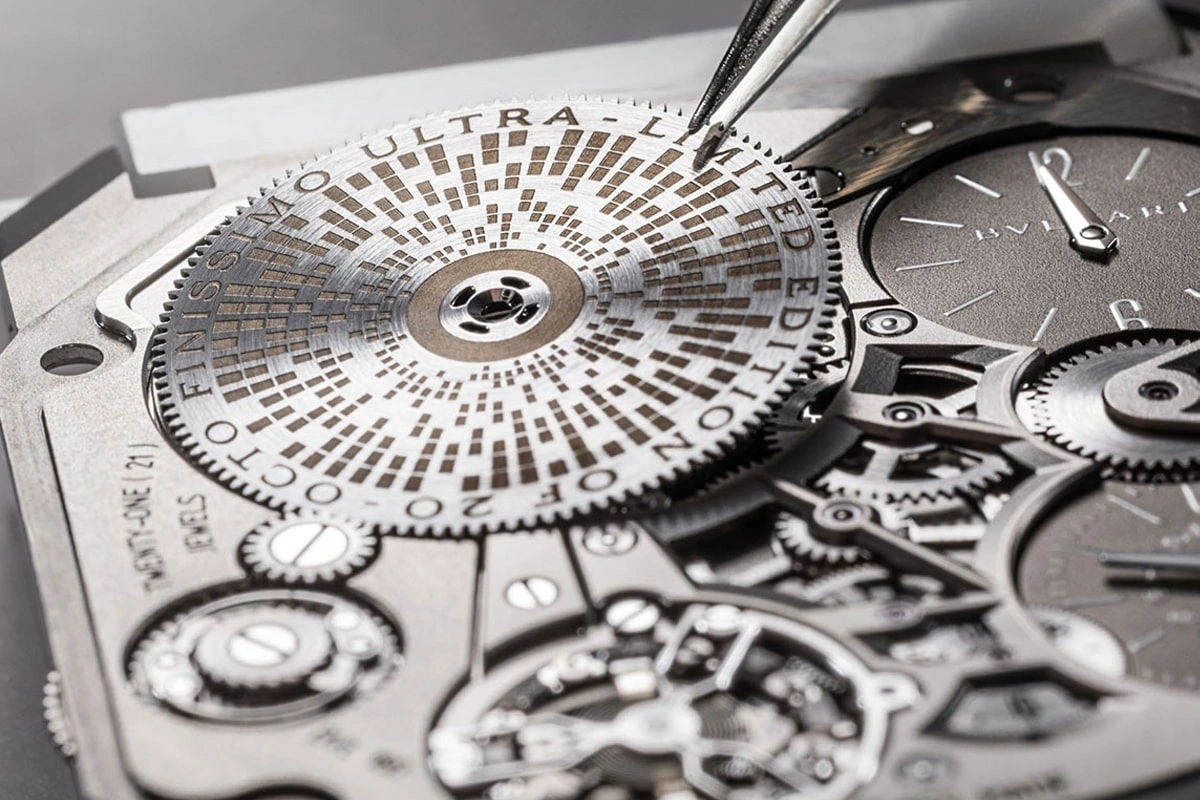 The Essential Components That Make Up the Mechanical Movement of a Modern Wristwatch - Cortina Watch Singapore