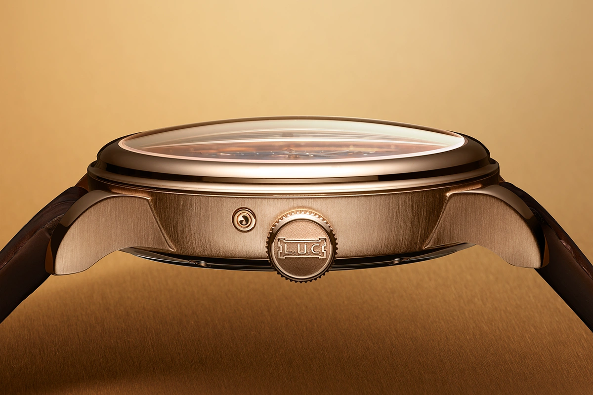 A slimmer, reshaped case