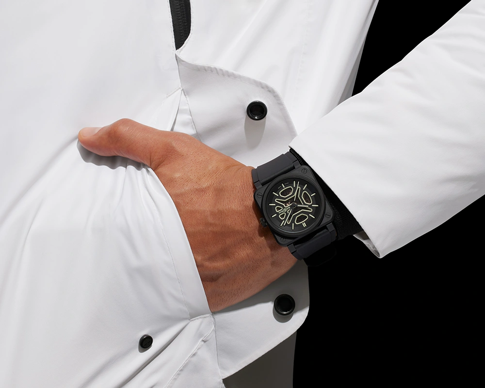 BR-03 Skeleton Lum Ceramic: The Surprises of Luminescence