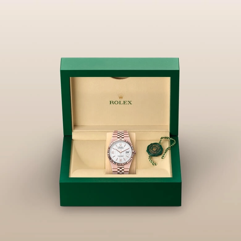 Rolex Land-Dweller in 18 ct Everose gold, M127335-0001 - Cortina Watch Singapore