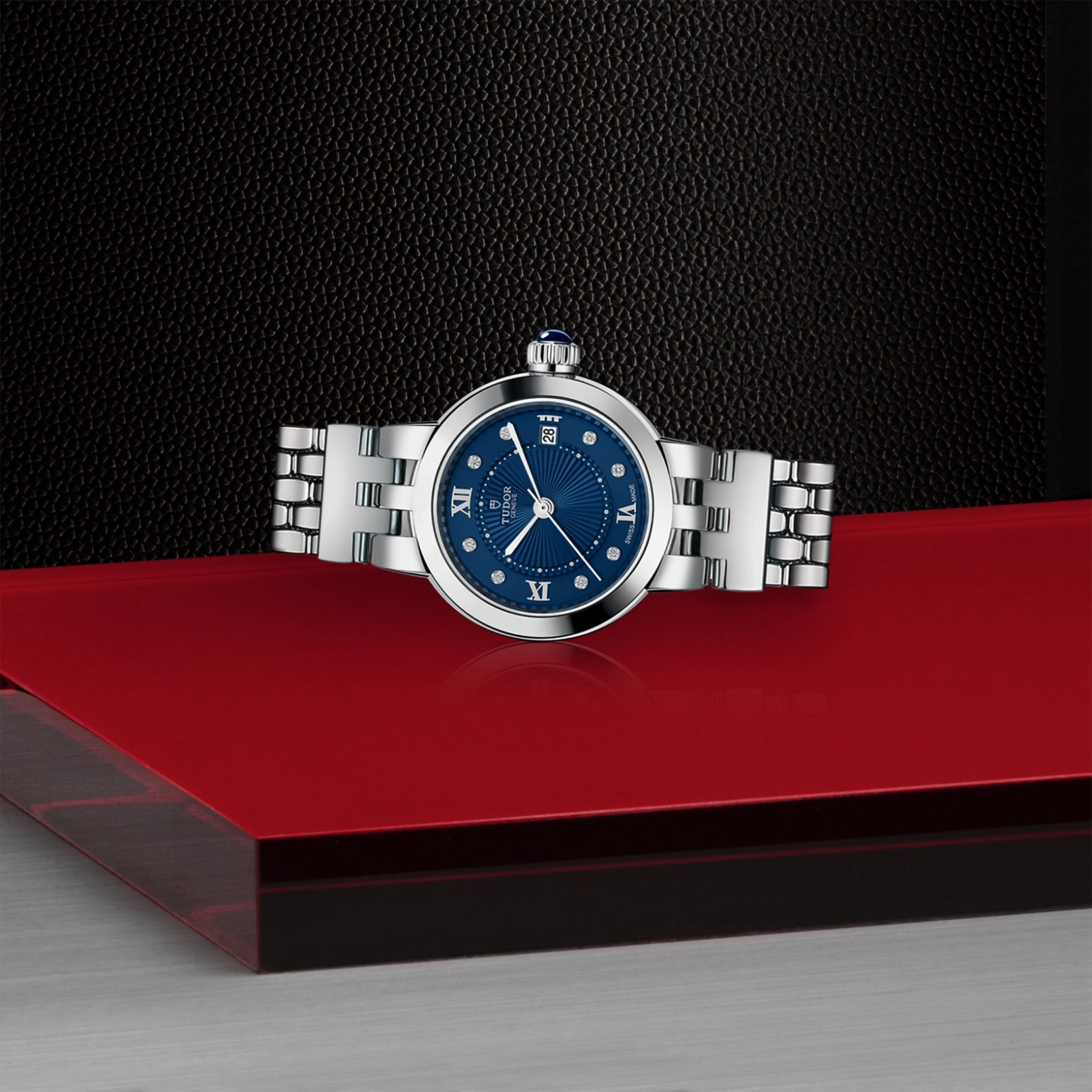 TUDOR玫瑰系列Clair de Rose磨光钢表壳，直径26毫米 - M35200-0010 at Cortina Watch Singapore