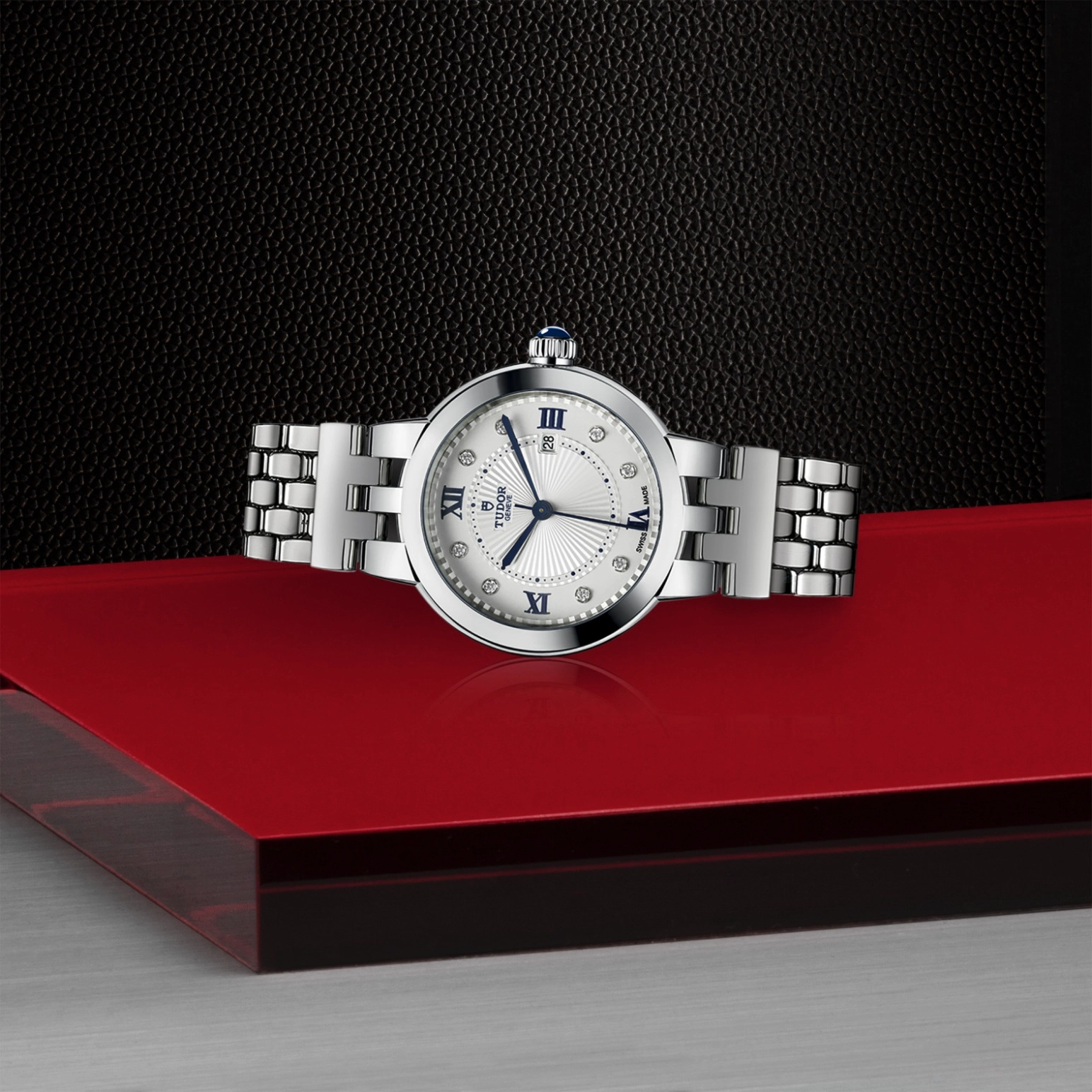 TUDOR玫瑰系列Clair de Rose磨光钢表壳，直径30毫米 - M35500-0004 at Cortina Watch Singapore