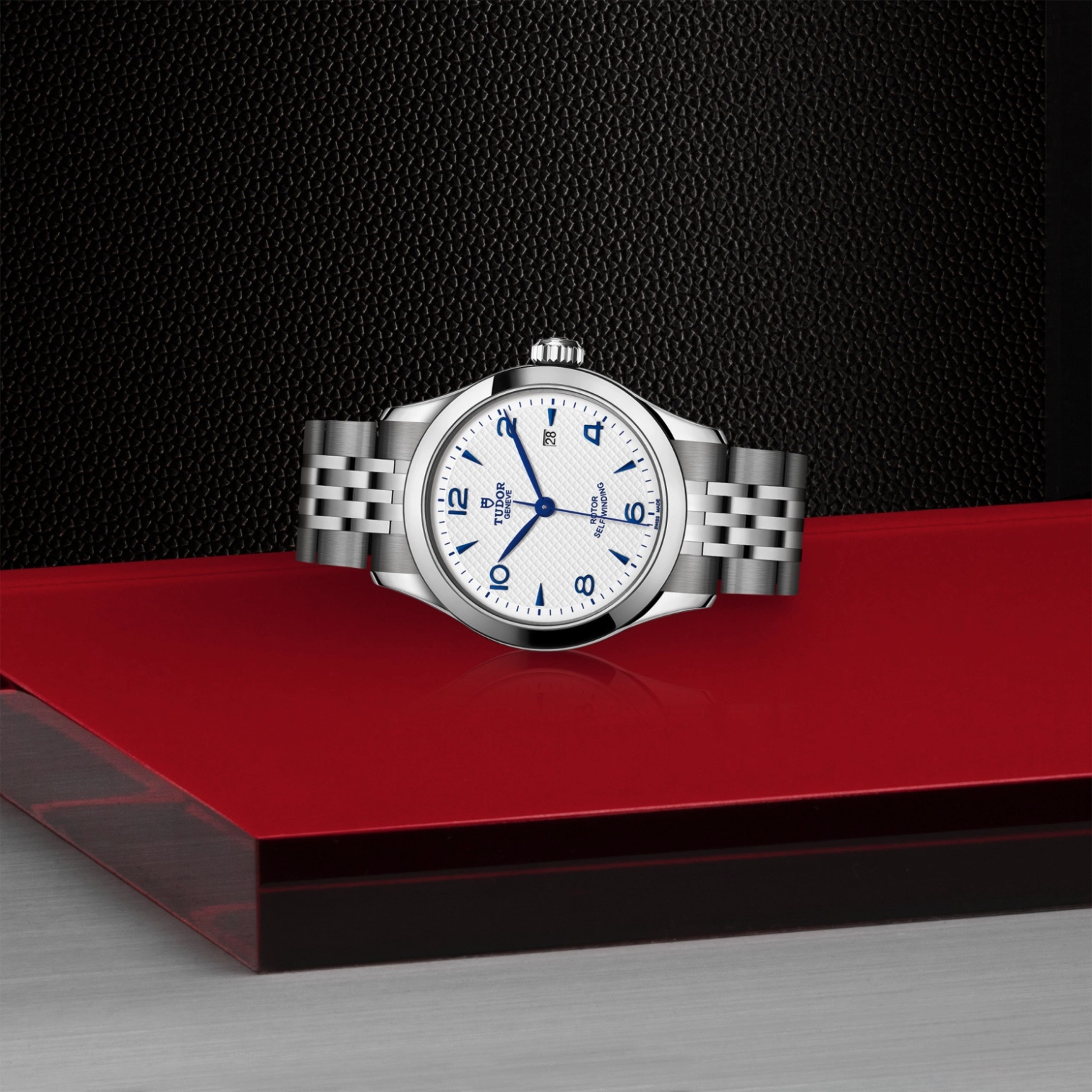TUDORTUDOR 1926192628mm steel case with polished finish - M91350-0005 at Cortina Watch Singapore